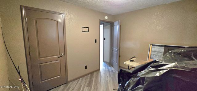 121 Willow Creek Road, Wartburg, TN 37887