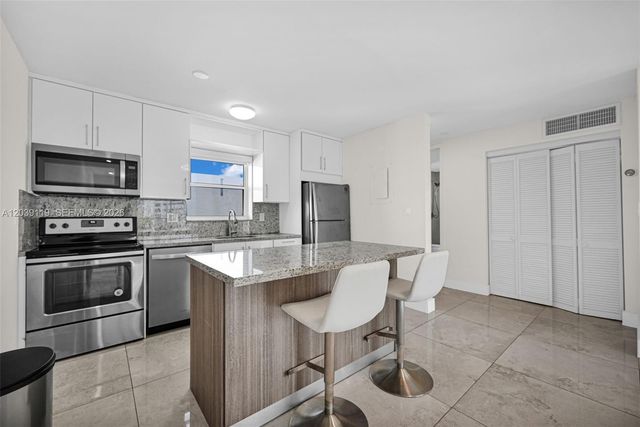201 178th Dr 537, Sunny Isles Beach, FL 33160
