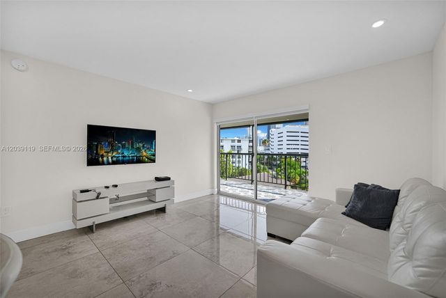201 178th Dr 537, Sunny Isles Beach, FL 33160