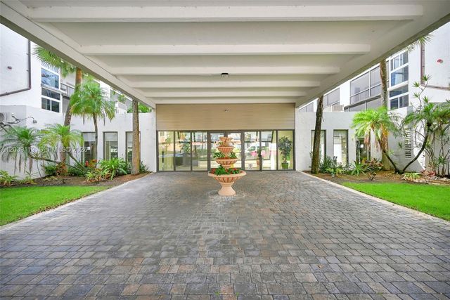 201 178th Dr 537, Sunny Isles Beach, FL 33160