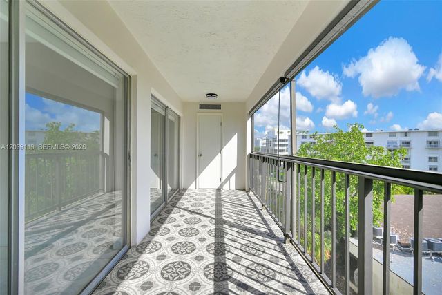 201 178th Dr 537, Sunny Isles Beach, FL 33160