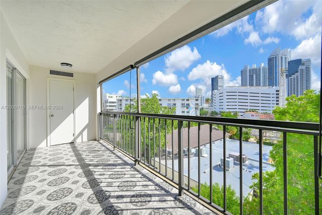 201 178th Dr 537, Sunny Isles Beach, FL 33160