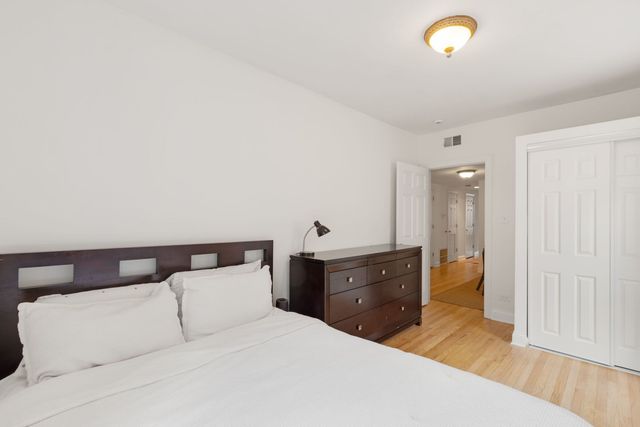 2735 N Kimball Avenue 5, Chicago, IL 60647