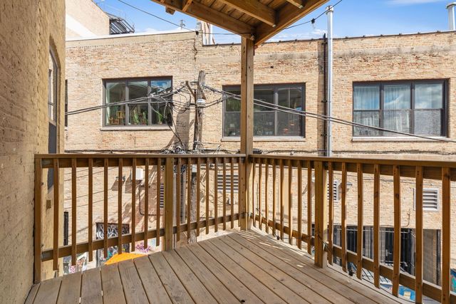 2735 N Kimball Avenue 5, Chicago, IL 60647