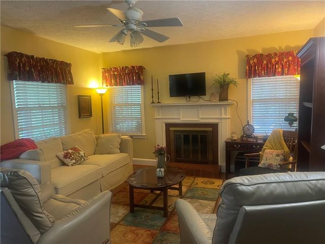 5937 Thompson Bridge Road, Murrayville, GA 30564