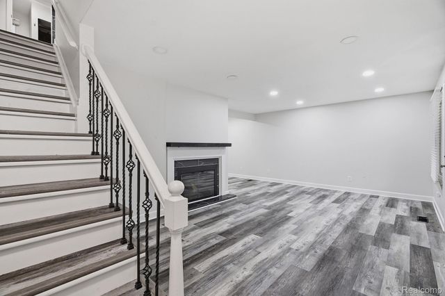16842 Edloytom Way, Clinton Charter Township, MI 48038