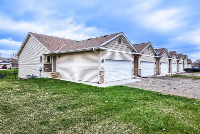 7256 Kahler Circle NE, Otsego, MN 55301
