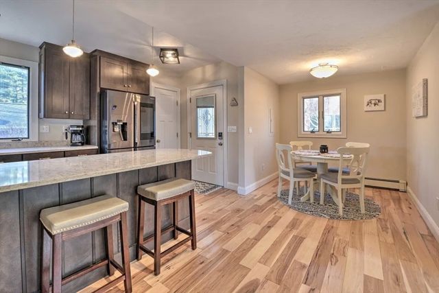 28 Fuller Ave, Lancaster, MA 01523