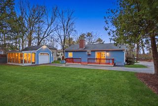 28 Fuller Ave, Lancaster, MA 01523