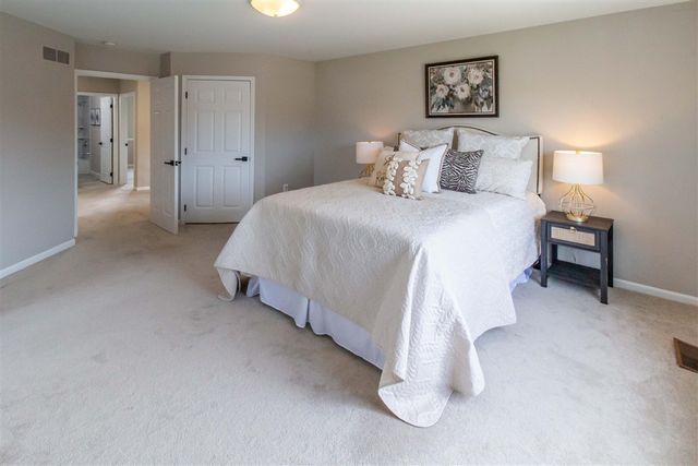 2445 Cliffside Court, Ann Arbor, MI 48103