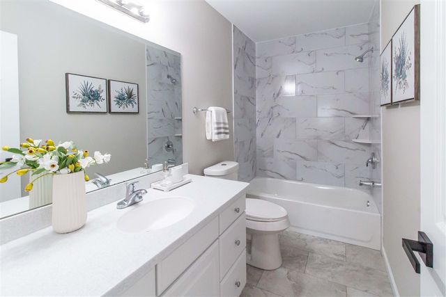 2445 Cliffside Court, Ann Arbor, MI 48103