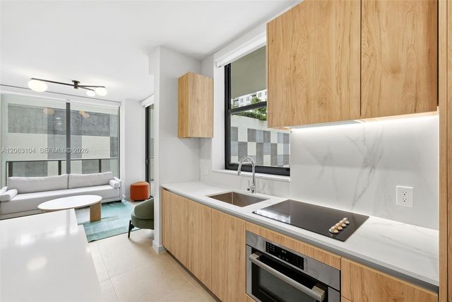 11 NE 6 Street 709, Miami, FL 33132