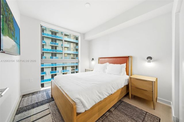 11 NE 6 Street 709, Miami, FL 33132