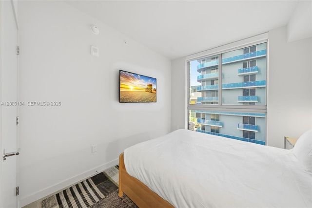 11 NE 6 Street 709, Miami, FL 33132