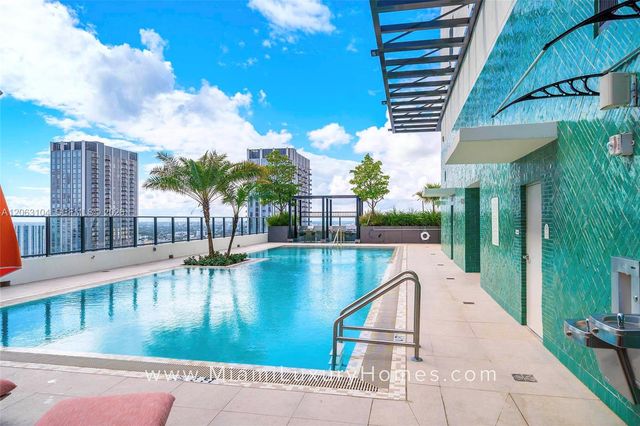 11 NE 6 Street 709, Miami, FL 33132