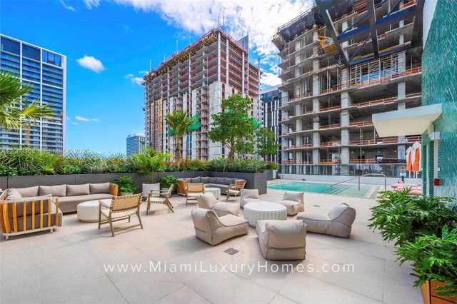 11 NE 6 Street 709, Miami, FL 33132