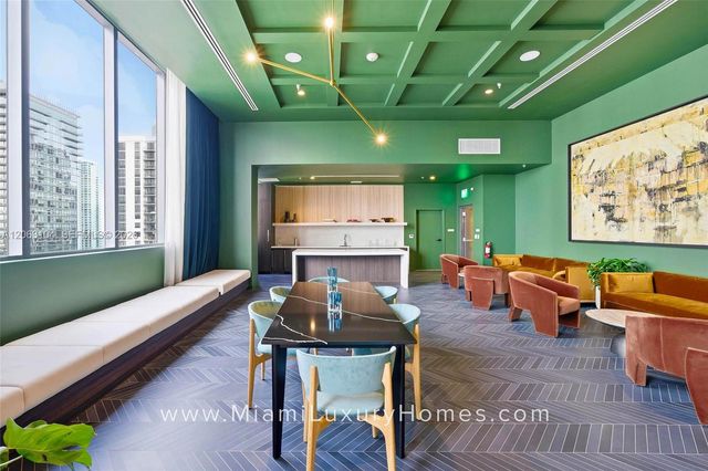 11 NE 6 Street 709, Miami, FL 33132