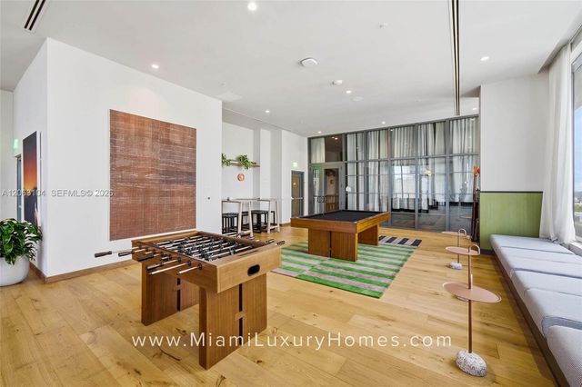 11 NE 6 Street 709, Miami, FL 33132