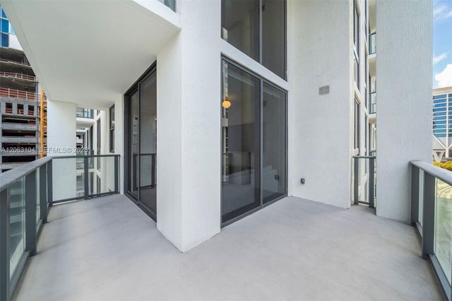 11 NE 6 Street 709, Miami, FL 33132