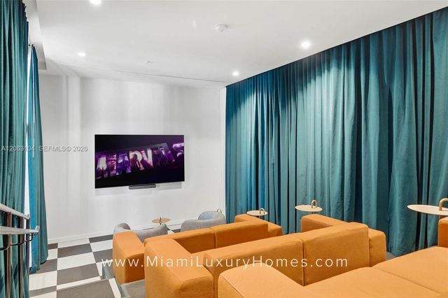 11 NE 6 Street 709, Miami, FL 33132