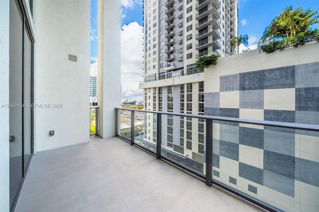 11 NE 6 Street 709, Miami, FL 33132