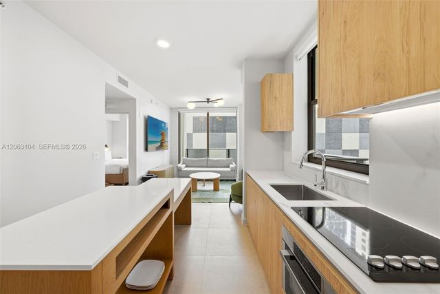 11 NE 6 Street 709, Miami, FL 33132