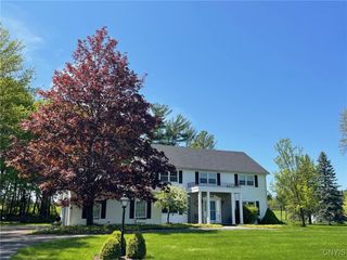 624 Deerfield Drive, Oneida, NY 13421