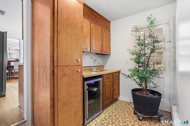 7 Gray Squirrel Drive, Norwalk, CT 06850