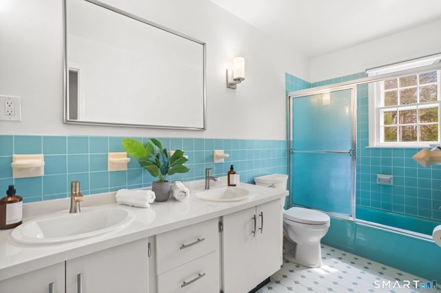 7 Gray Squirrel Drive, Norwalk, CT 06850