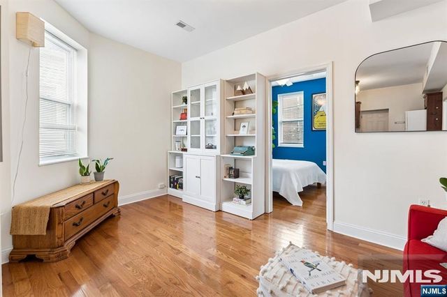80 Bay Street 7, Montclair, NJ 07042
