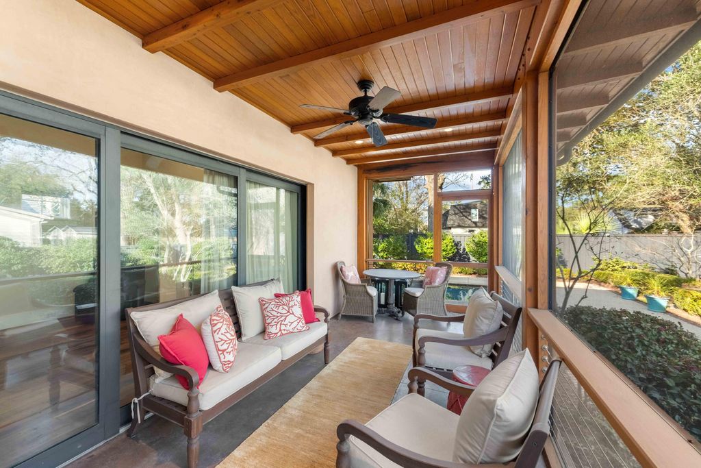 Image 36 of property listing at 6 Rosedale Drive, Charleston, SC 29407