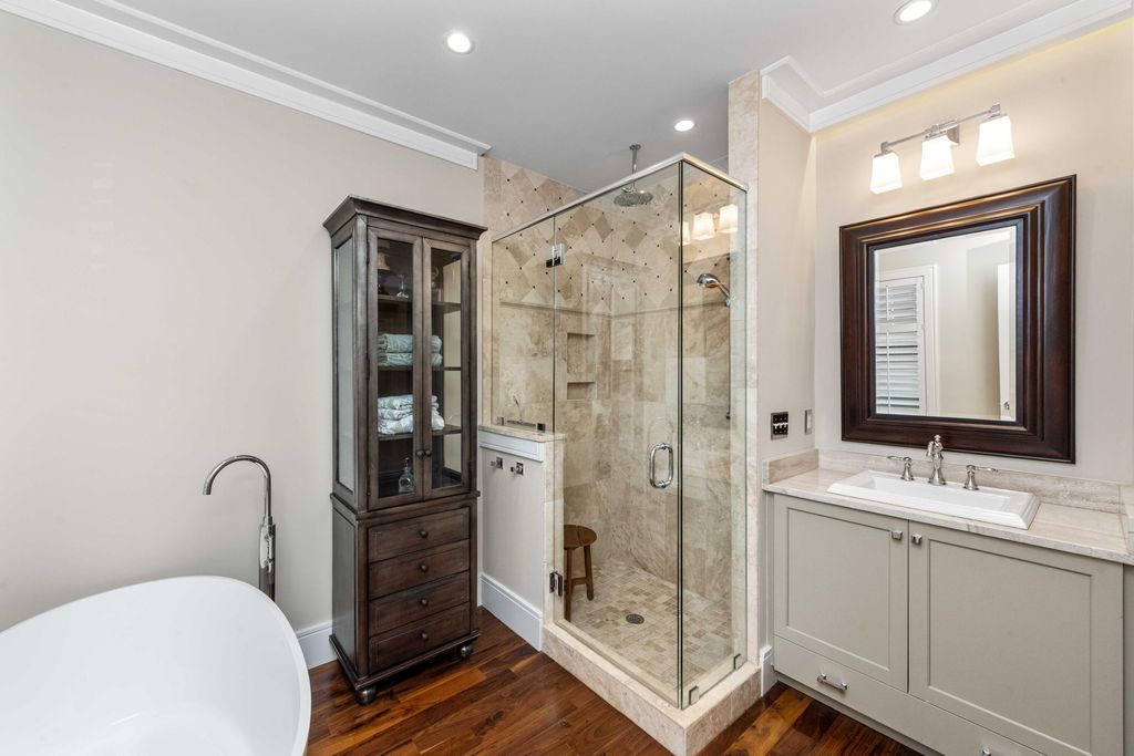 Image 44 of property listing at 6 Rosedale Drive, Charleston, SC 29407