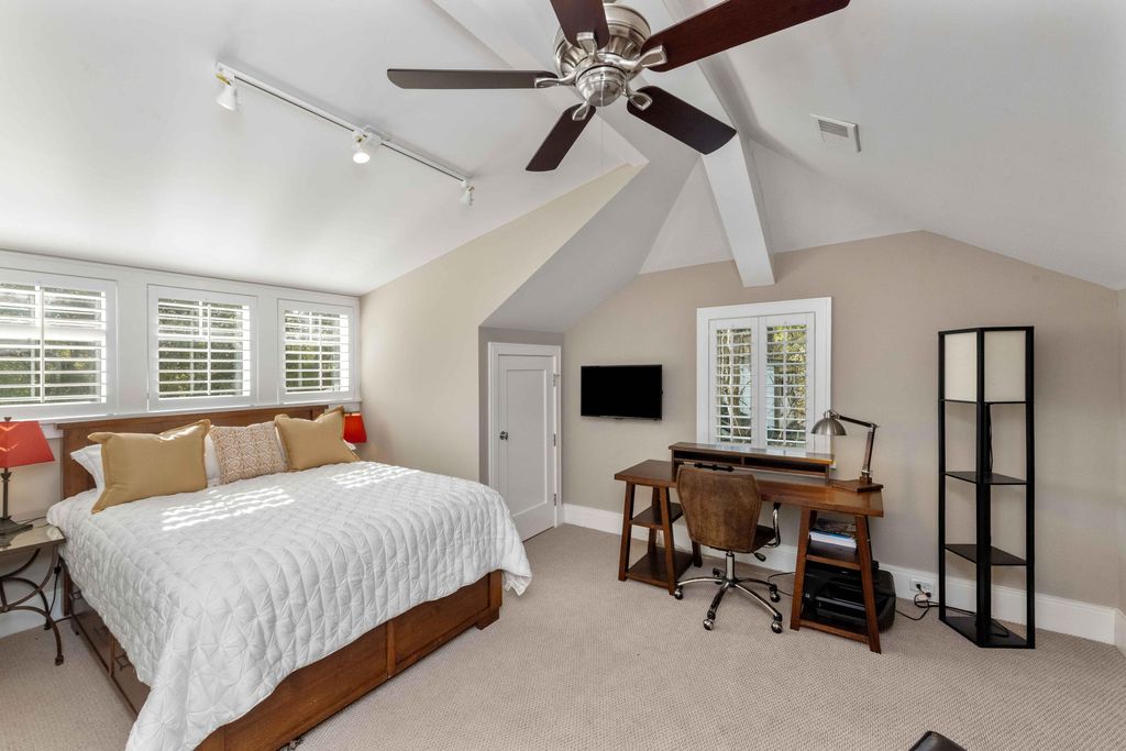 Image 48 of property listing at 6 Rosedale Drive, Charleston, SC 29407