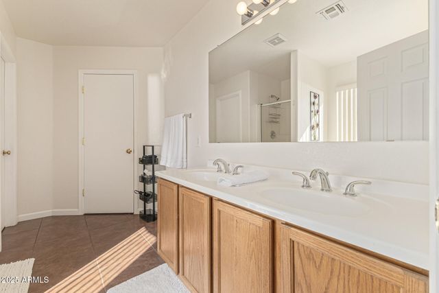 30304 N DESERT WILLOW Boulevard, San Tan Valley, AZ 85143