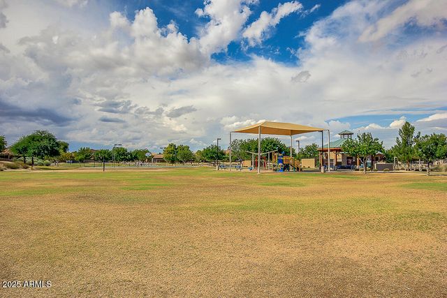 30304 N DESERT WILLOW Boulevard, San Tan Valley, AZ 85143