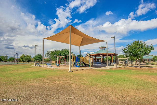 30304 N DESERT WILLOW Boulevard, San Tan Valley, AZ 85143