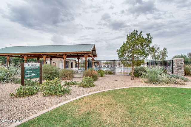 30304 N DESERT WILLOW Boulevard, San Tan Valley, AZ 85143