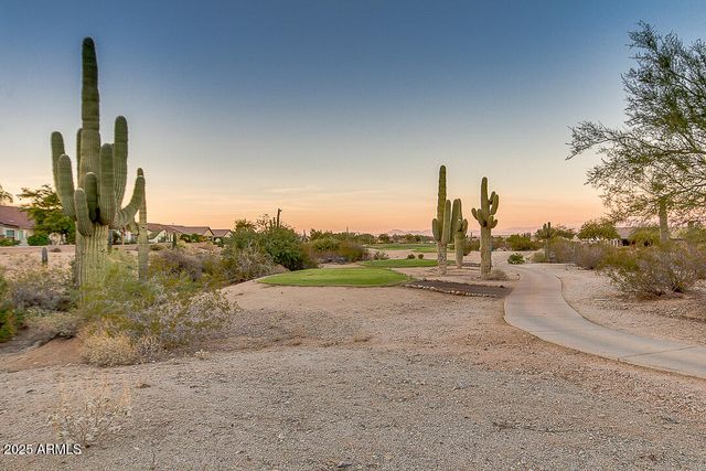 30304 N DESERT WILLOW Boulevard, San Tan Valley, AZ 85143