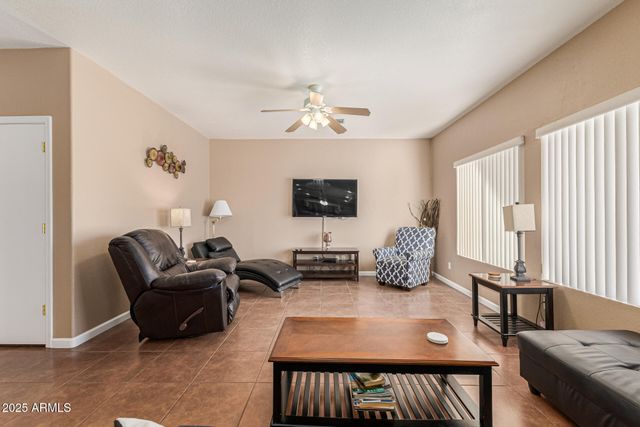 30304 N DESERT WILLOW Boulevard, San Tan Valley, AZ 85143