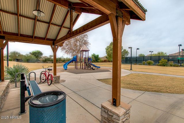 30304 N DESERT WILLOW Boulevard, San Tan Valley, AZ 85143