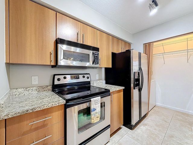 1020 Crystal Way M, Delray Beach, FL 33444