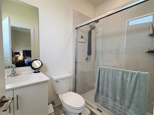 3482 W 114th Ter, Hialeah, FL 33018