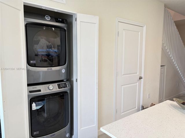 3482 W 114th Ter, Hialeah, FL 33018