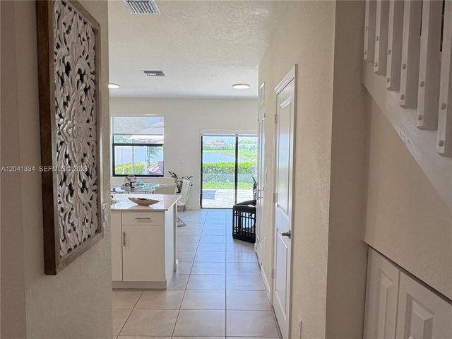 3482 W 114th Ter, Hialeah, FL 33018