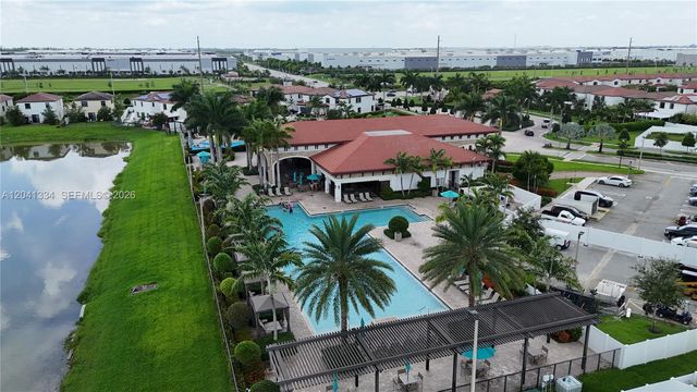 3482 W 114th Ter, Hialeah, FL 33018