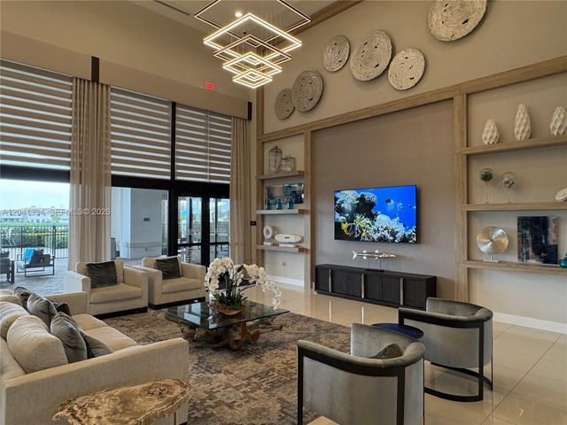 3482 W 114th Ter, Hialeah, FL 33018