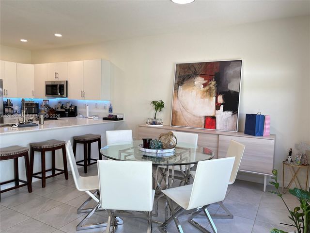 3482 W 114th Ter, Hialeah, FL 33018