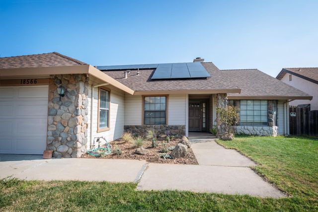 18566 Milford Dr, Lockeford, CA 95237