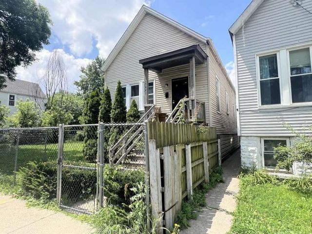 5020 S May Street, Chicago, IL 60609