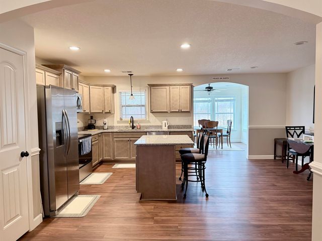 234 R C Thompson Road, Chesnee, SC 29323